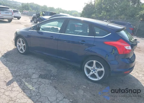 2012 Ford Focus Titanium z USA, uszkodzony, nr VIN 1FAHP3N23CL151465